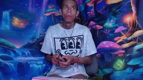 saint boy online show from 13, 1, 2025