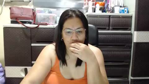 saint_flowerxxx online show from 19, 5, 2026