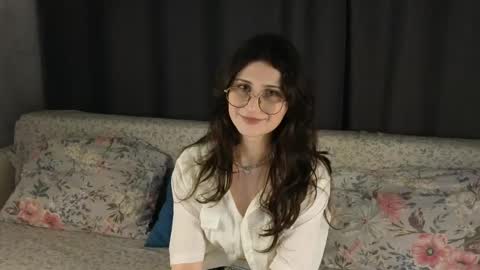 saintmental online show from 25, 4, 2026