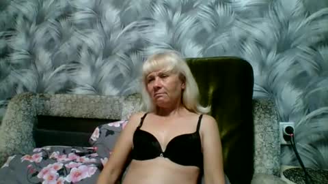 sakura_blonde online show from 15, 10, 2025