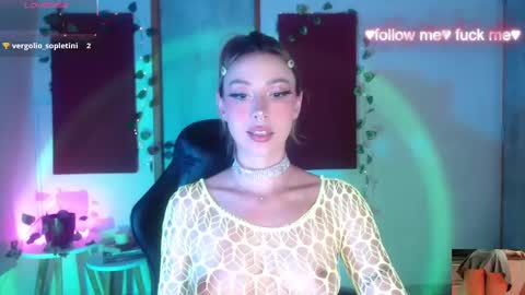 Snapshot of sakuraa_beauty chatting on 23, 9, 2025 Sakura online show from 23, 9, 2025