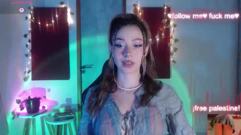 Snapshot of sakuraa_beauty chatting on 5, 10, 2025 Sakura online show from 5, 10, 2025