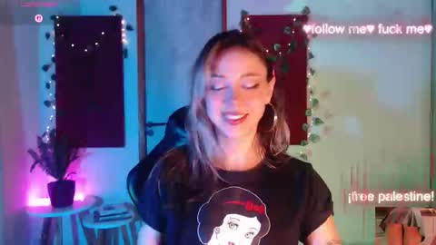 Snapshot of sakuraa_beauty chatting on 15, 10, 2025 Sakura online show from 15, 10, 2025