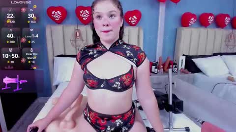 Snapshot of salem_rose01 chatting on 15, 2, 2026 salem_rose01 online show from 15, 2, 2026