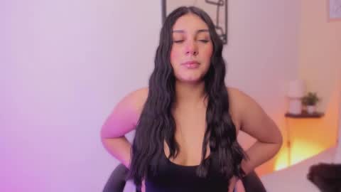 Salem online show from 5, 12, 2025