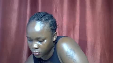 sally_bee1 online show from 28, 4, 2026