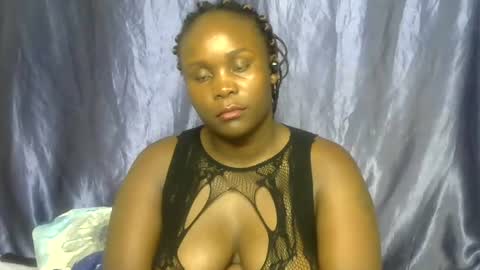 sally_bee1 online show from 19, 7, 2026