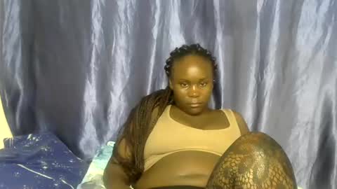 sally_bee1 online show from 21, 7, 2026