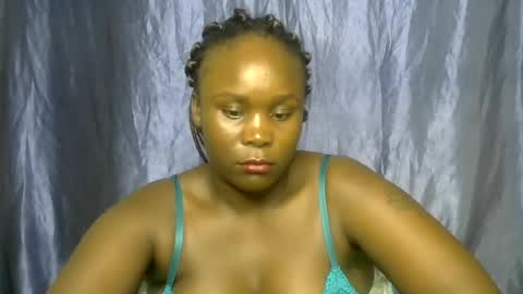 sally_bee1 online show from 22, 7, 2026