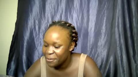 sally_bee1 online show from 30, 7, 2026
