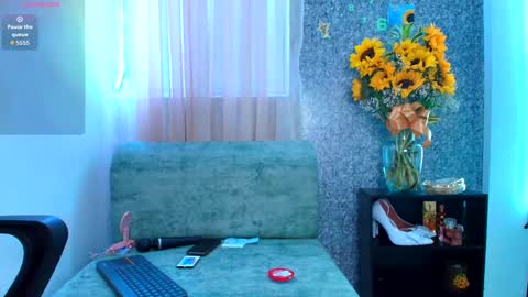 sally_ricci online show from 10, 10, 2025