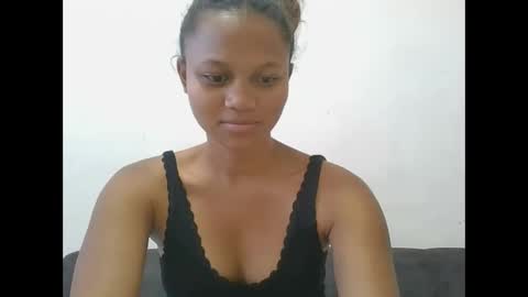 Snapshot of sallywett chatting on 6, 5, 2026 SallyWett online show from 6, 5, 2026
