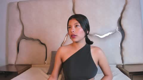 salmaportman_ online show from 5, 5, 2026