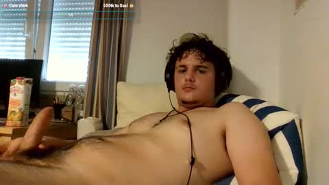 Snapshot of salokiin chatting on 13, 10, 2025 salokiin online show from 13, 10, 2025