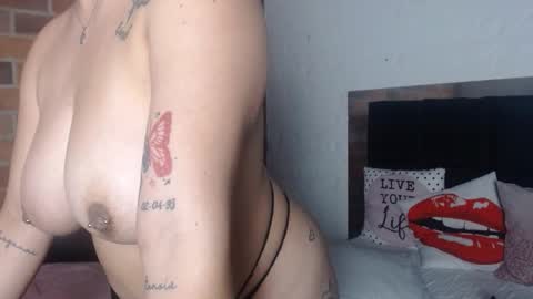 Snapshot of salome__palmer chatting on 15, 1, 2026 online show from 15, 1, 2026