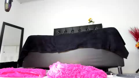 martina online show from 25, 6, 2026