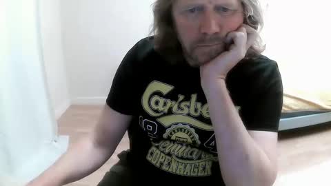 Saltimbanquier  Salt  ou  Banquier  online show from 9, 9, 2025