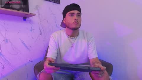 Salvatore  online show from 3, 11, 2025