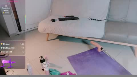 saly_moon1 online show from 6, 5, 2026