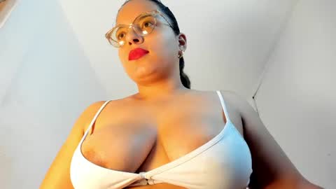 Snapshot of samanta__sweetx chatting on 8, 8, 2026 Samanta Sweet online show from 8, 8, 2026