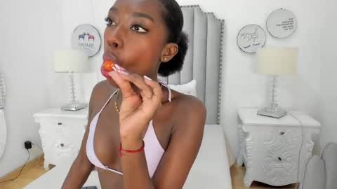 Samanta online show from 10, 11, 2025