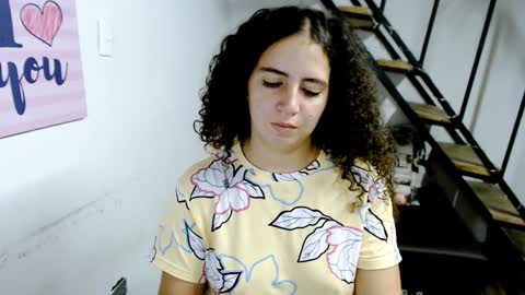 Snapshot of samantha2girl chatting on 3, 12, 2024 samantha online show from 3, 12, 2024