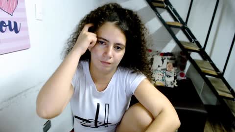 Snapshot of samantha2girl chatting on 15, 12, 2024 samantha online show from 15, 12, 2024