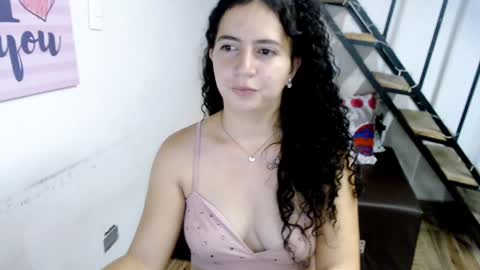 Snapshot of samantha2girl chatting on 31, 1, 2025 samantha online show from 31, 1, 2025