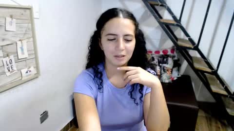 Snapshot of samantha2girl chatting on 28, 2, 2025 samantha online show from 28, 2, 2025