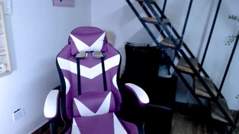 Snapshot of samantha2girl chatting on 1, 10, 2025 samantha online show from 1, 10, 2025