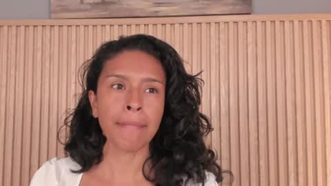 Snapshot of samantha_duart3 chatting on 9, 6, 2026 samantha_duart3 online show from 9, 6, 2026