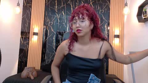 Snapshot of samantha_fox8 chatting on 20, 6, 2026 online show from 20, 6, 2026