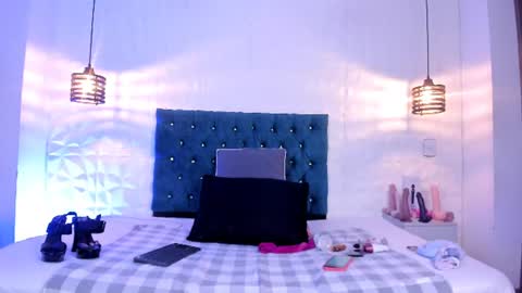 samantha_foxyy online show from 14, 7, 2026