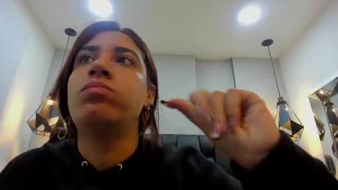 Snapshot of samantha_hotly chatting on 9, 8, 2026 Samantha online show from 9, 8, 2026