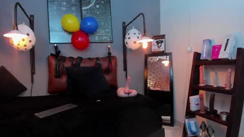 Sam online show from 23, 6, 2026