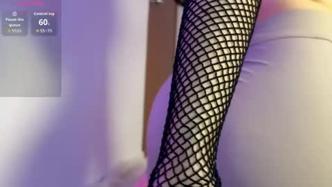 Samantha Ros online show from 9, 5, 2026