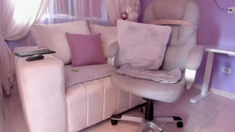 Snapshot of samantha_thompsoon chatting on 5, 6, 2026 samantha_thompsoon online show from 5, 6, 2026