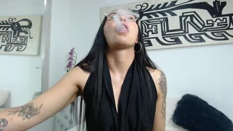 samantha_vaker online show from 2, 4, 2026