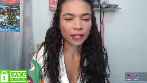 Snapshot of samanthaa_queen chatting on 13, 12, 2024 sam online show from 13, 12, 2024