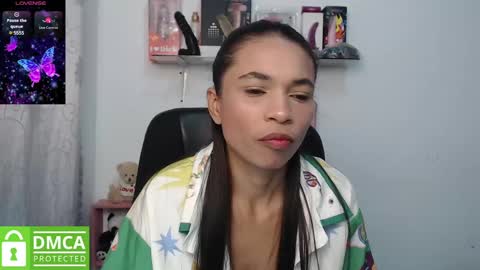 Snapshot of samanthaa_queen chatting on 3, 3, 2025 sam online show from 3, 3, 2025