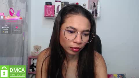 Snapshot of samanthaa_queen chatting on 11, 9, 2025 sam online show from 11, 9, 2025