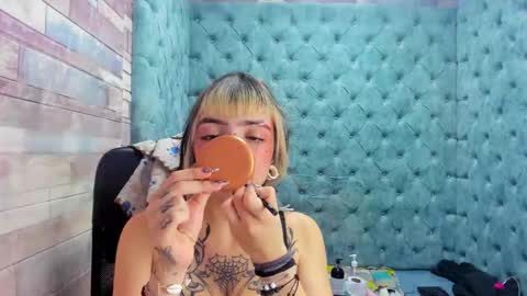 Samantha Smitth online show from 3, 2, 2026