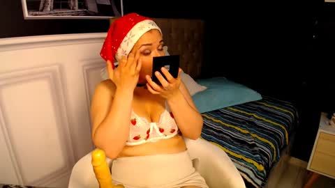 Samantha Anderson online show from 15, 12, 2024