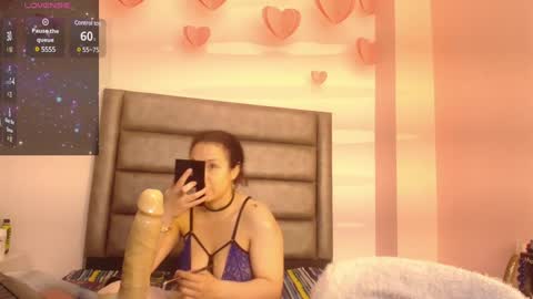 Samantha Anderson online show from 11, 1, 2025