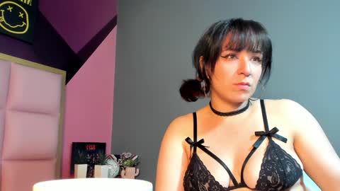 Samantha Anderson online show from 29, 1, 2025