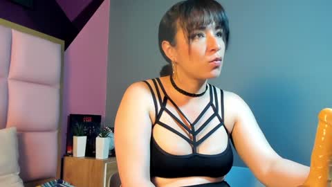 Samantha Anderson online show from 30, 1, 2025