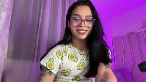 Snapshot of samanthabernardo_ chatting on 20, 4, 2026 Samantha Bernardo online show from 20, 4, 2026