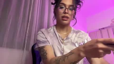 Snapshot of samanthabernardo_ chatting on 26, 5, 2026 Samantha Bernardo online show from 26, 5, 2026