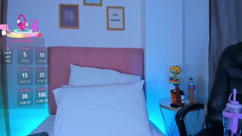 V A  N E S S A  online show from 19, 11, 2025