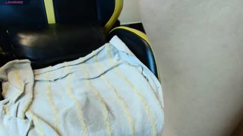 Snapshot of samanthahoteer96 chatting on 17, 10, 2025 samanthahoteer96 online show from 17, 10, 2025